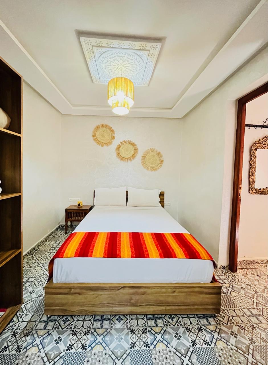 Riad 269m² Titré 13 suites – Quartier Kennaria