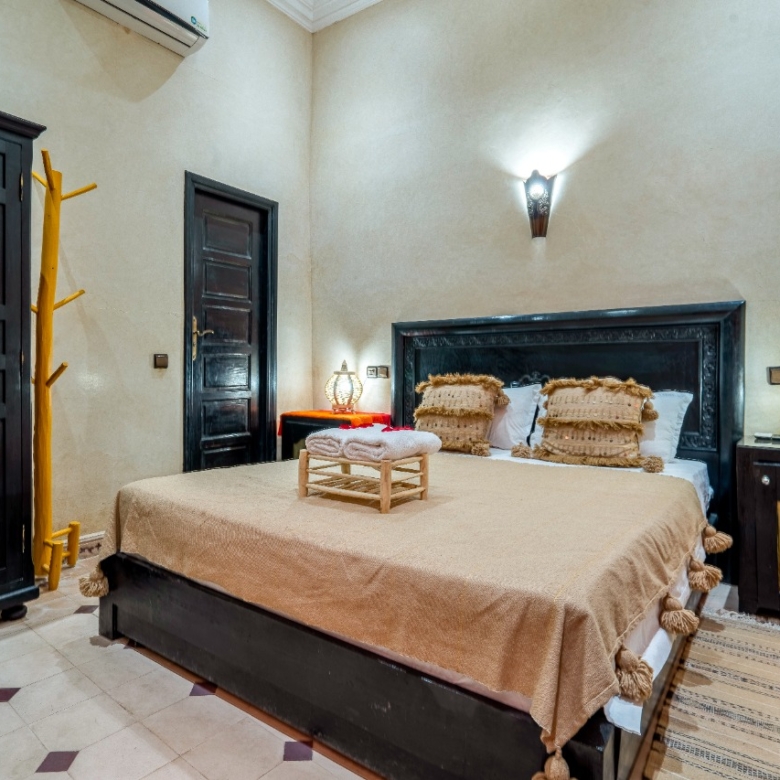 v-Riad 108m2 autorisé maison d&rsquo;hôtes – bab Allens
