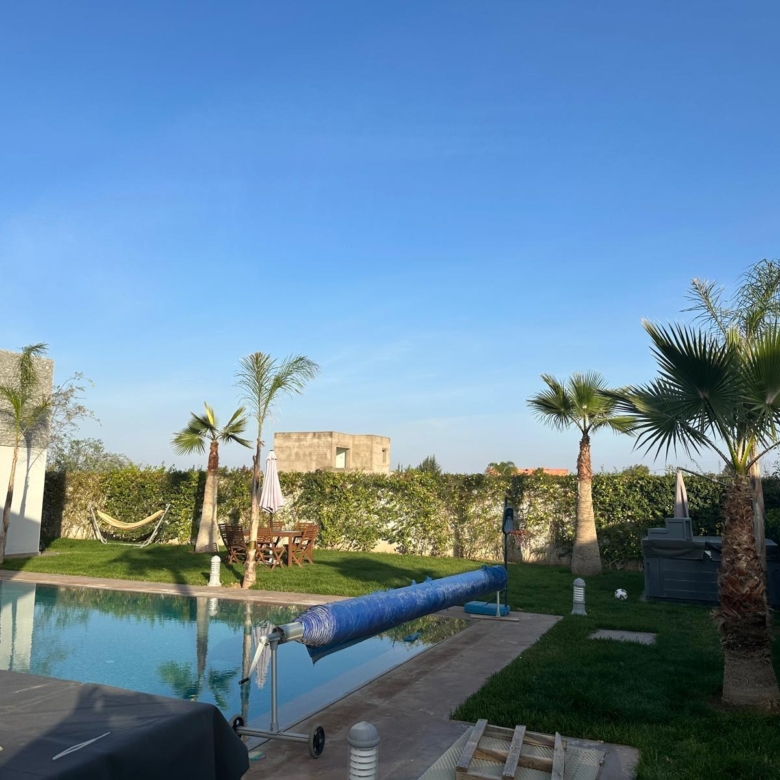 Villa 300m2- 15km Rte Ouarzazate