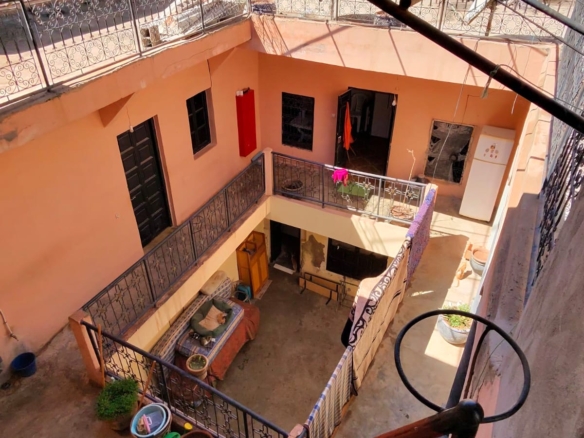 Riad 172m2 à Bab Doukalla