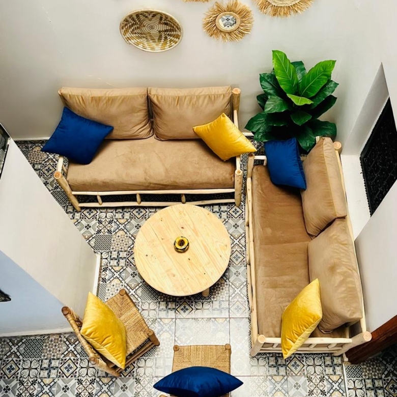 Riad 269m² Titré 13 suites – Quartier Kennaria