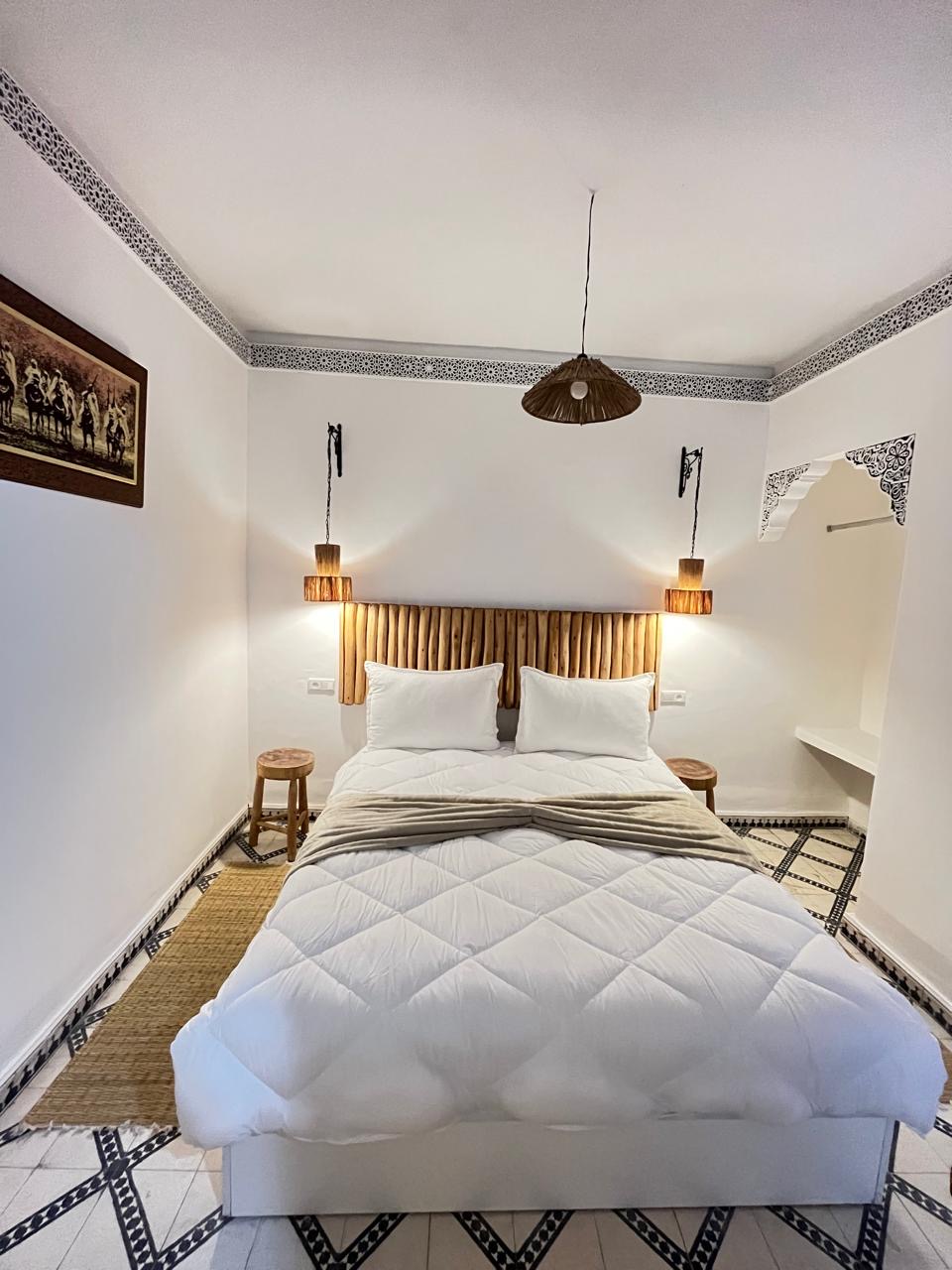 Riad 269m² Titré 13 suites – Quartier Kennaria
