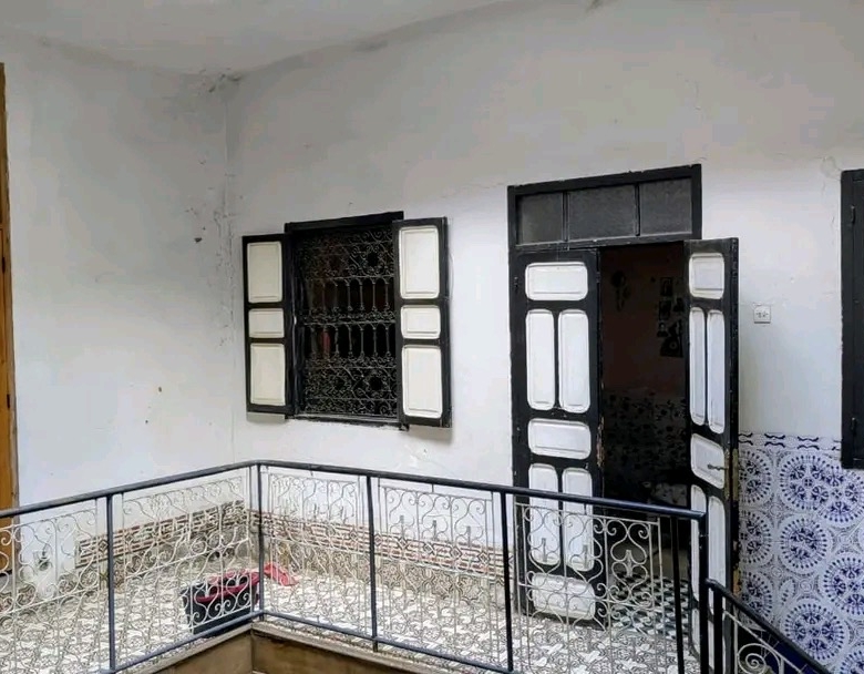 Riad 120m2 à rénover à Laksour