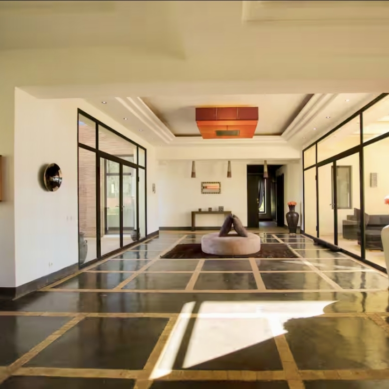Très beau domaine de 12000 m2, villa 4 suites