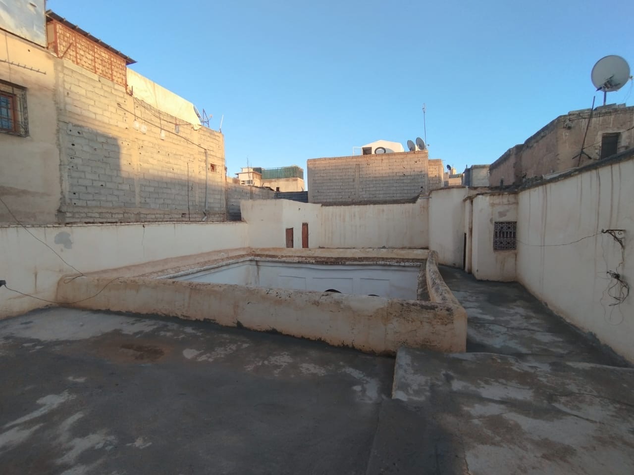 Riad 230m² à démolir Melkia – Quartier Zaouia