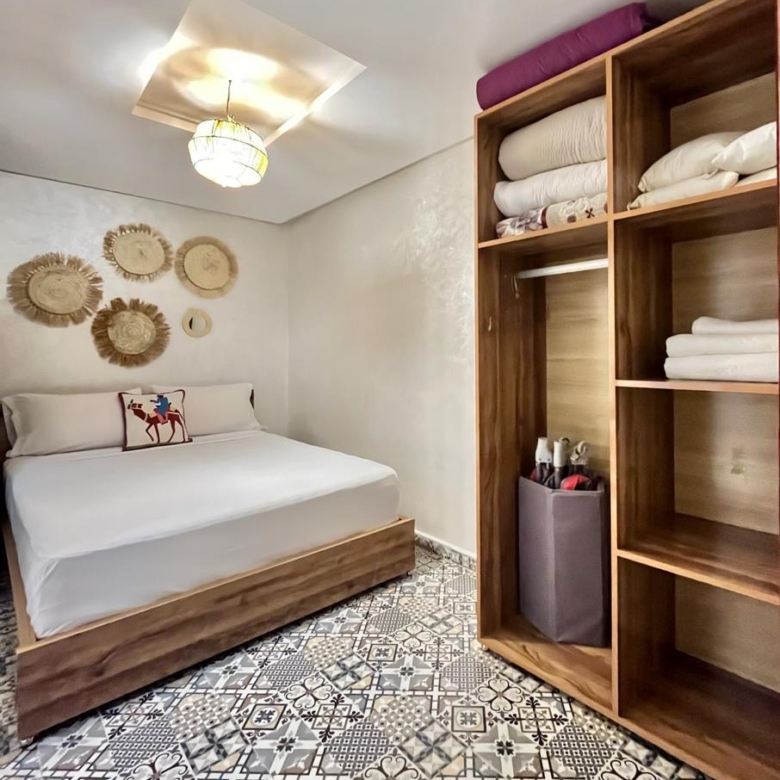 Riad 269m² Titré 13 suites – Quartier Kennaria
