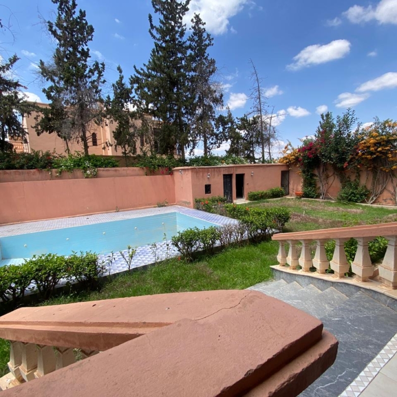 Villa Titré 550m2 à Targa