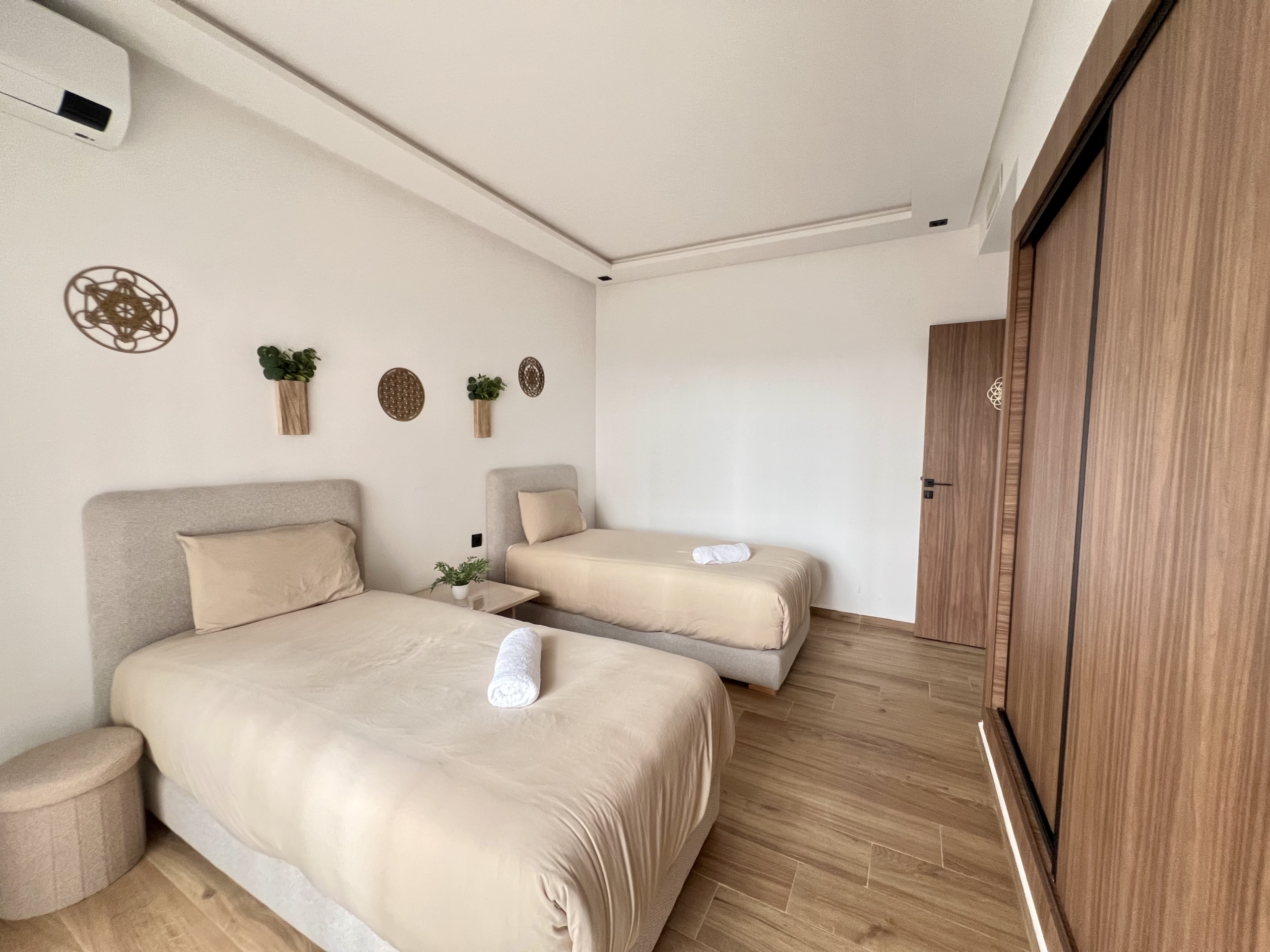Très bel appartement, trois chambres neuf
