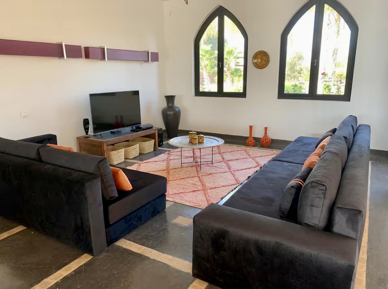 Très beau domaine de 12000 m2, villa 4 suites