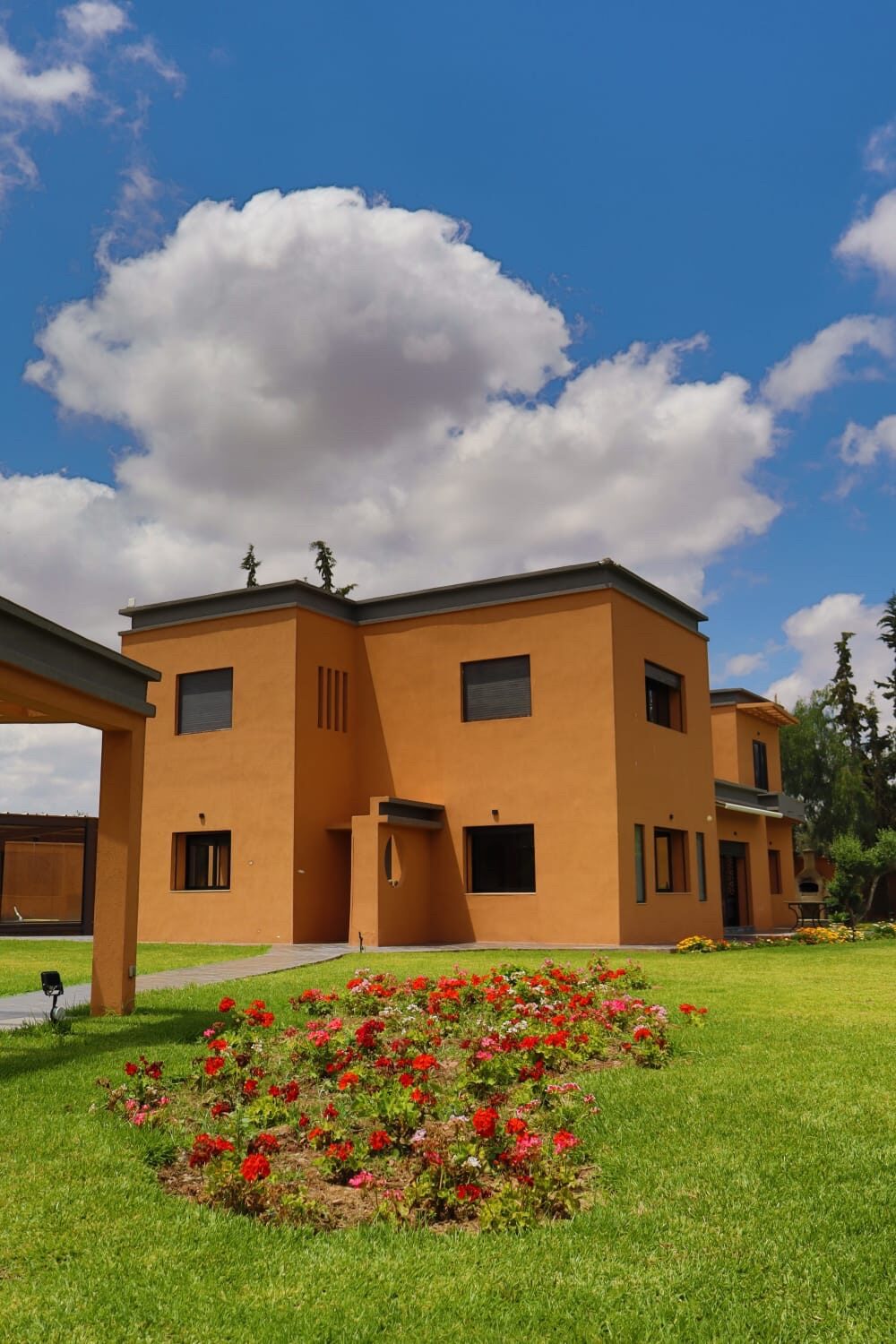 Villa contemporain – 380m² à Route d’Ourika