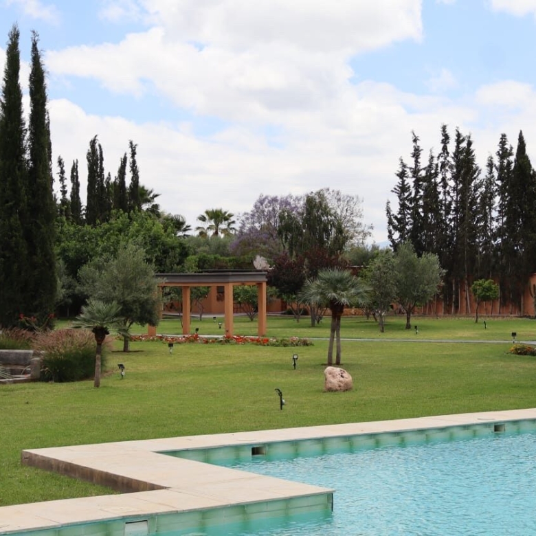 Villa contemporain – 380m² à Route d’Ourika