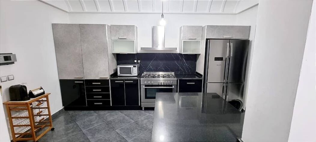 Villa contemporain – 380m² à Route d’Ourika