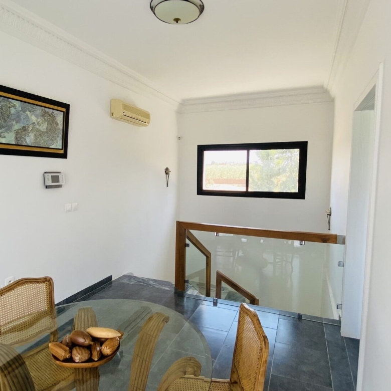 Villa contemporain – 380m² à Route d’Ourika
