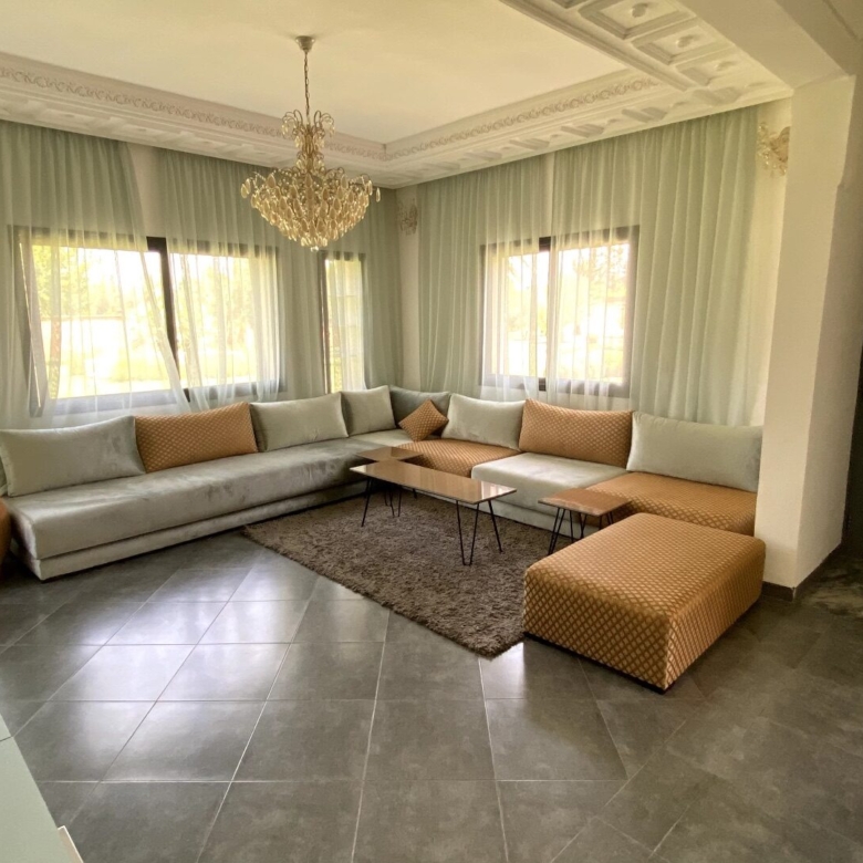Villa contemporain – 380m² à Route d’Ourika