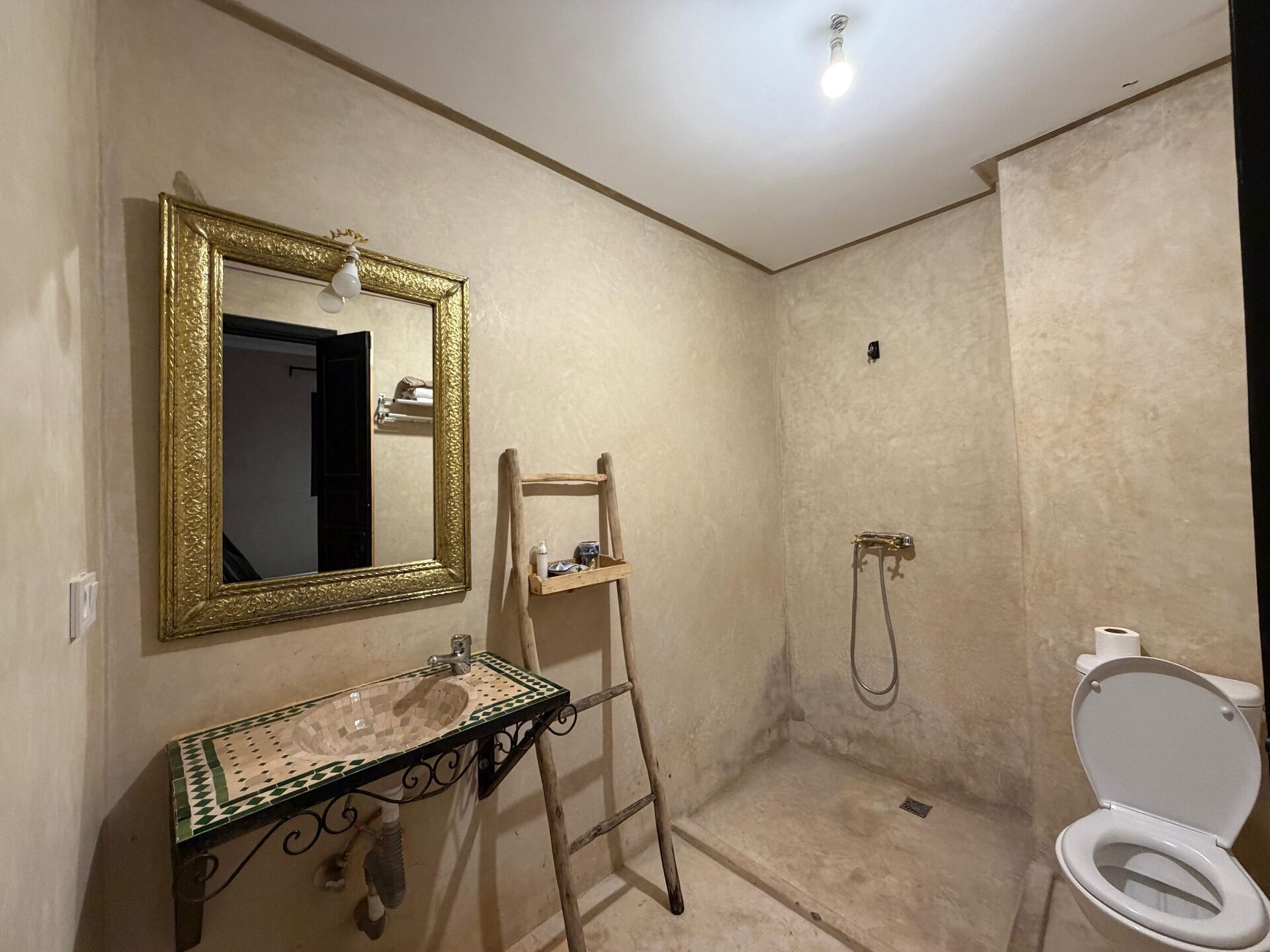 Riad en activité – 200m² à Brima