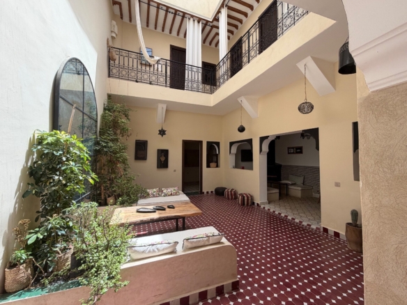 Riad contemporain – 98m² à Brima