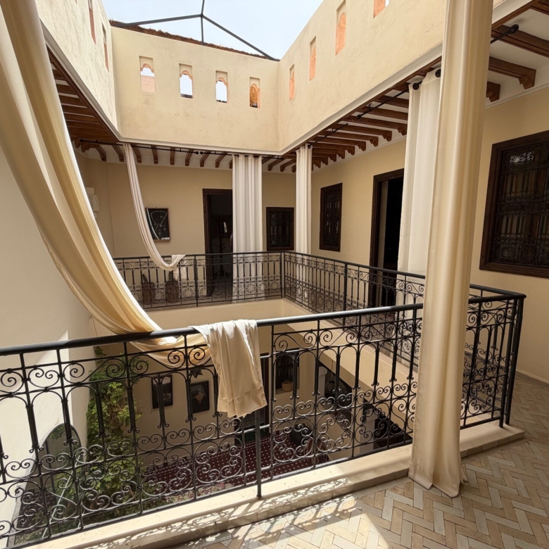 Riad contemporain – 98m² à Brima