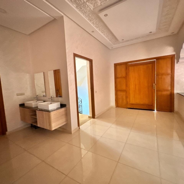 Villa contemporaine – 405m² à Zhour Targa