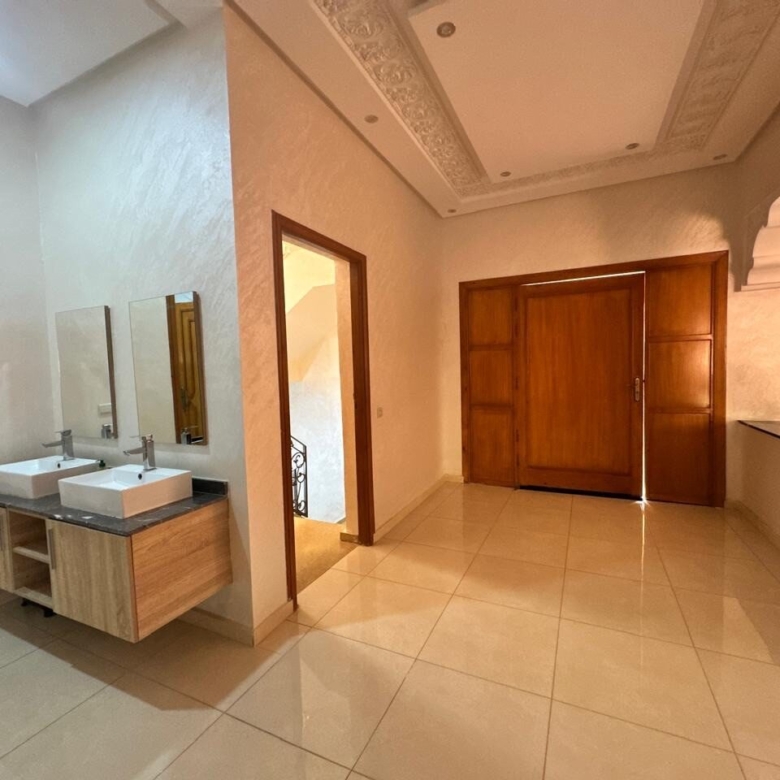 Villa contemporaine – 405m² à Zhour Targa