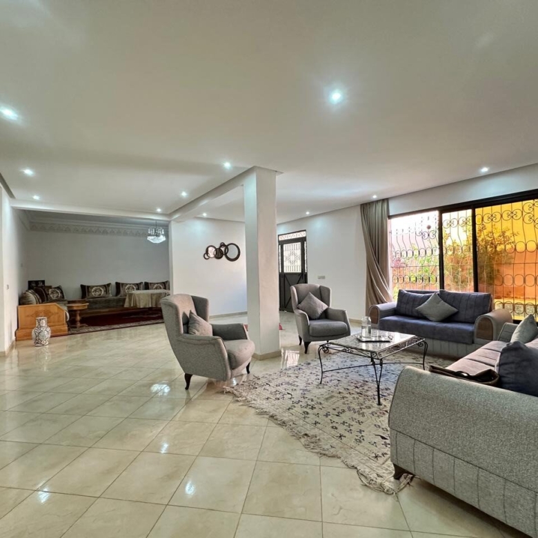 Villa contemporaine – 405m² à Zhour Targa