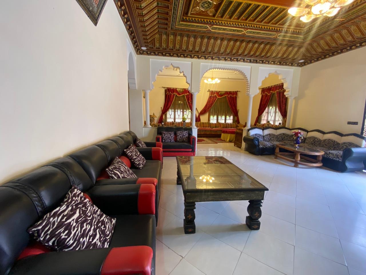 Villa Titré 550m2 à Targa
