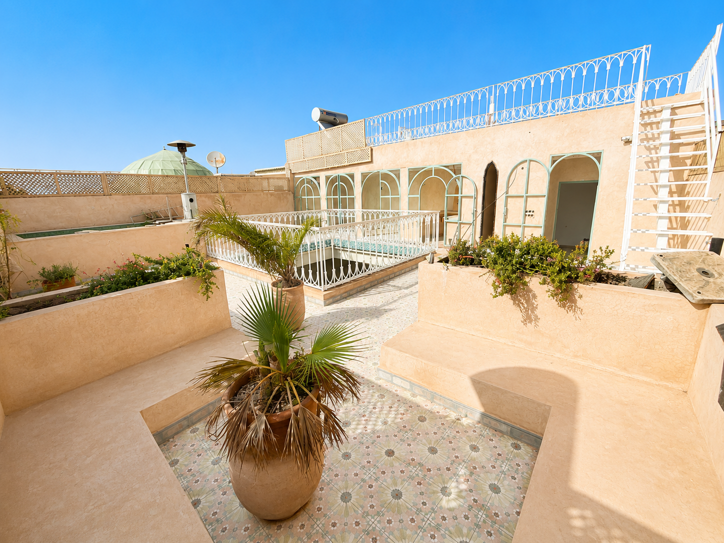 Superbe Riad 7 Chambres à 200 m de la Place Jemaa El-Fna