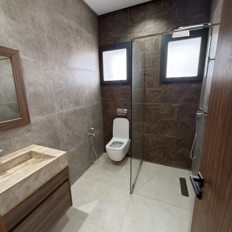 Villa contemporaine avec 4 suites & sous-sol – Akenza Villa