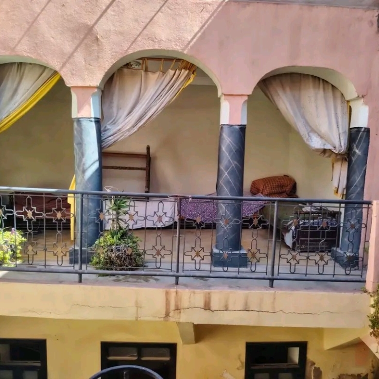 Riad 172m2 à Bab Doukalla