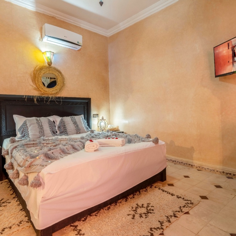 v-Riad 108m2 autorisé maison d&rsquo;hôtes – bab Allens