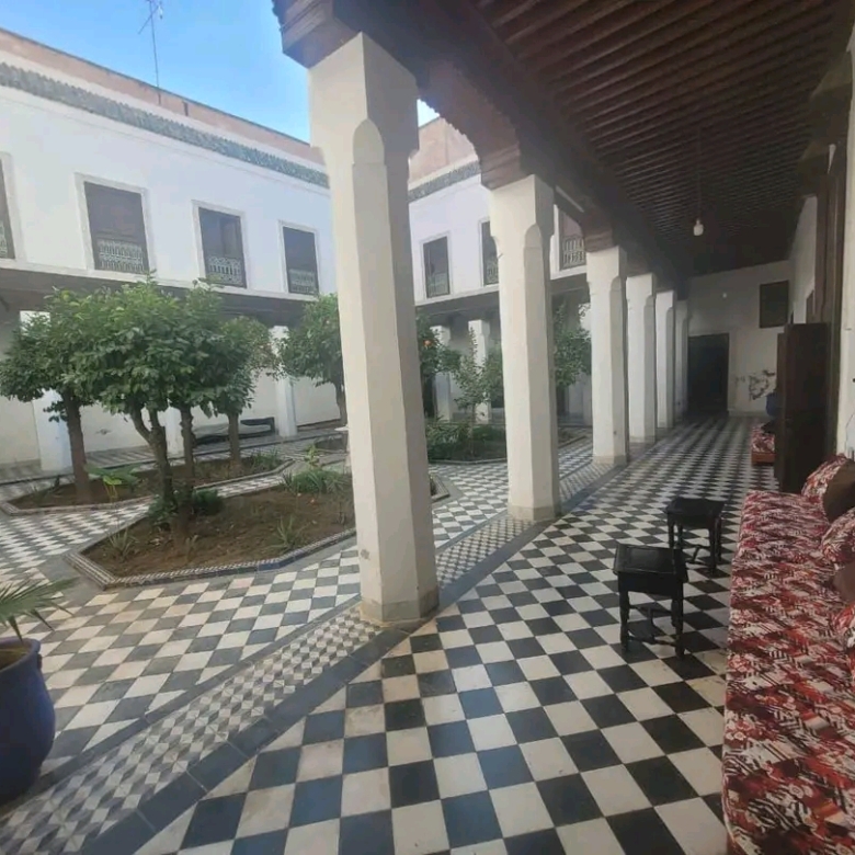 Riad 670m² 20ch Melkia à rénover – Quartier Riad Zitoun