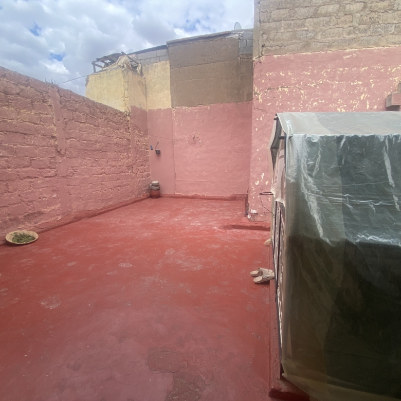 Riad 90m2 à rénover à Bab Hmar