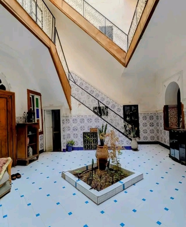 Riad 120m2 à rénover à Laksour