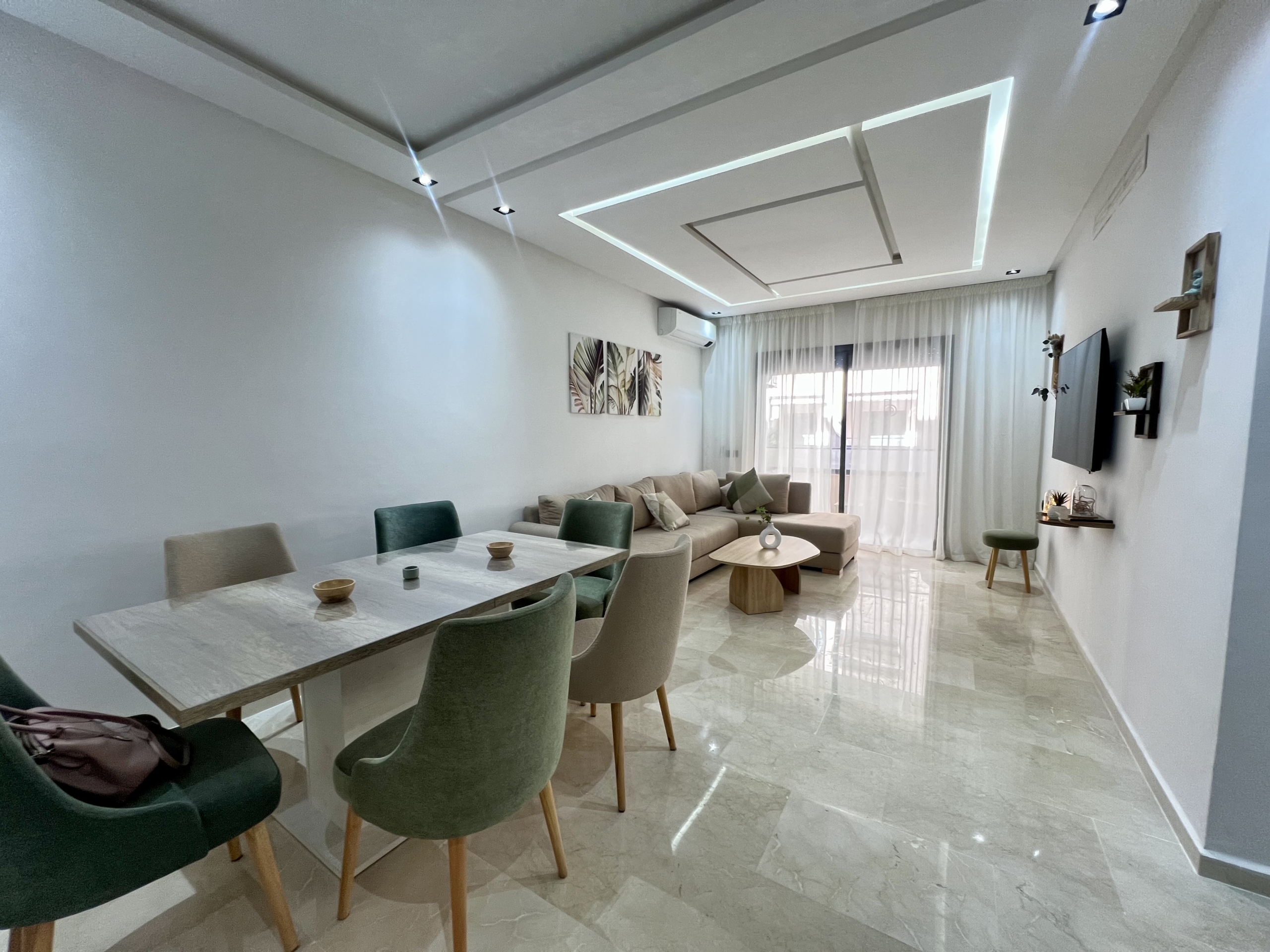 Très bel appartement, trois chambres neuf