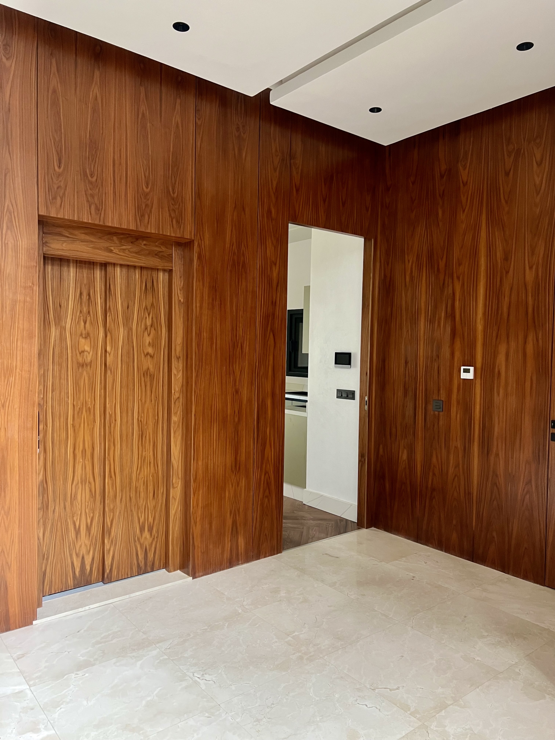 Villa 320m² 4 suites avec ascenseur Route d&rsquo;Amizmiz