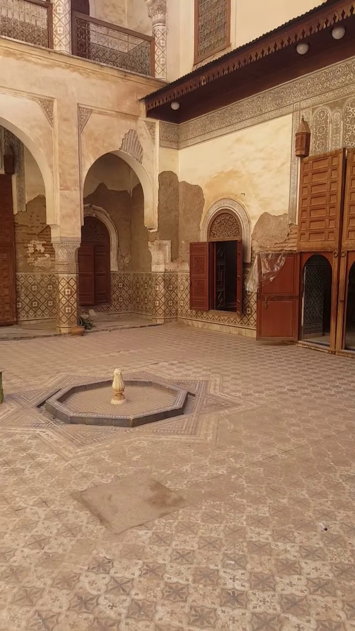 Riad 556m2 à rénover dans le quartier de Hart Essoura