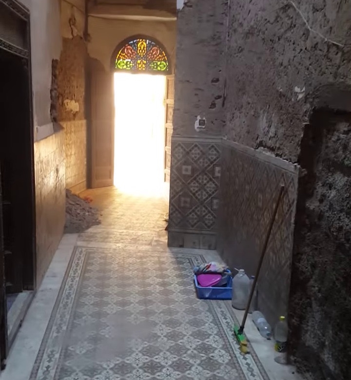 Riad 556m2 à rénover dans le quartier de Hart Essoura