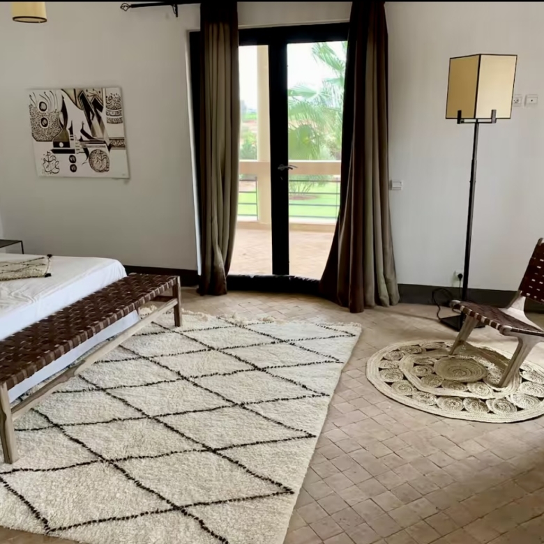 Très beau domaine de 12000 m2, villa 4 suites