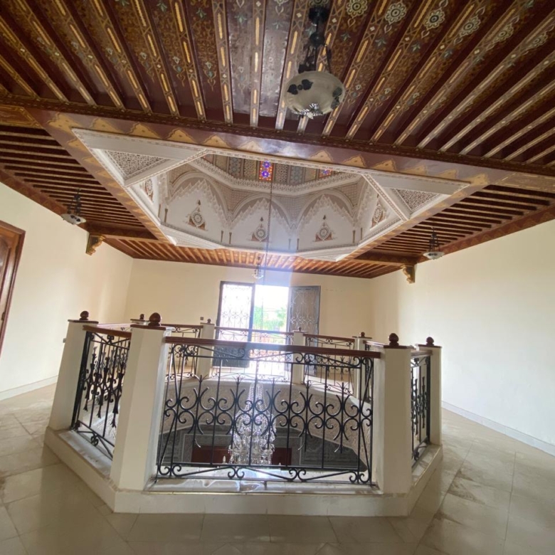 Villa Titré 550m2 à Targa