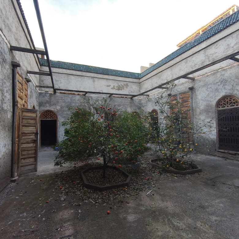 Rare ! Grand riad titré à finir sur 400m2