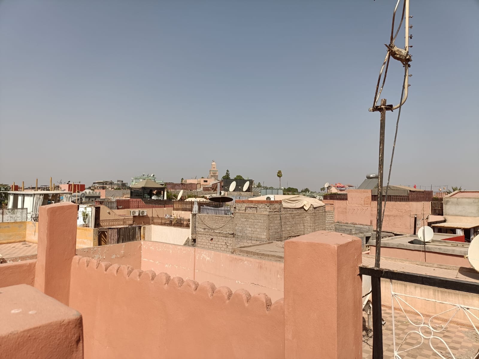 Riad 269m² Titré 13 suites – Quartier Kennaria
